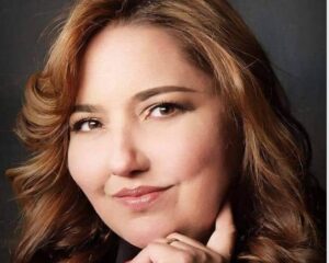 Gina-Perez-Calhoun-1